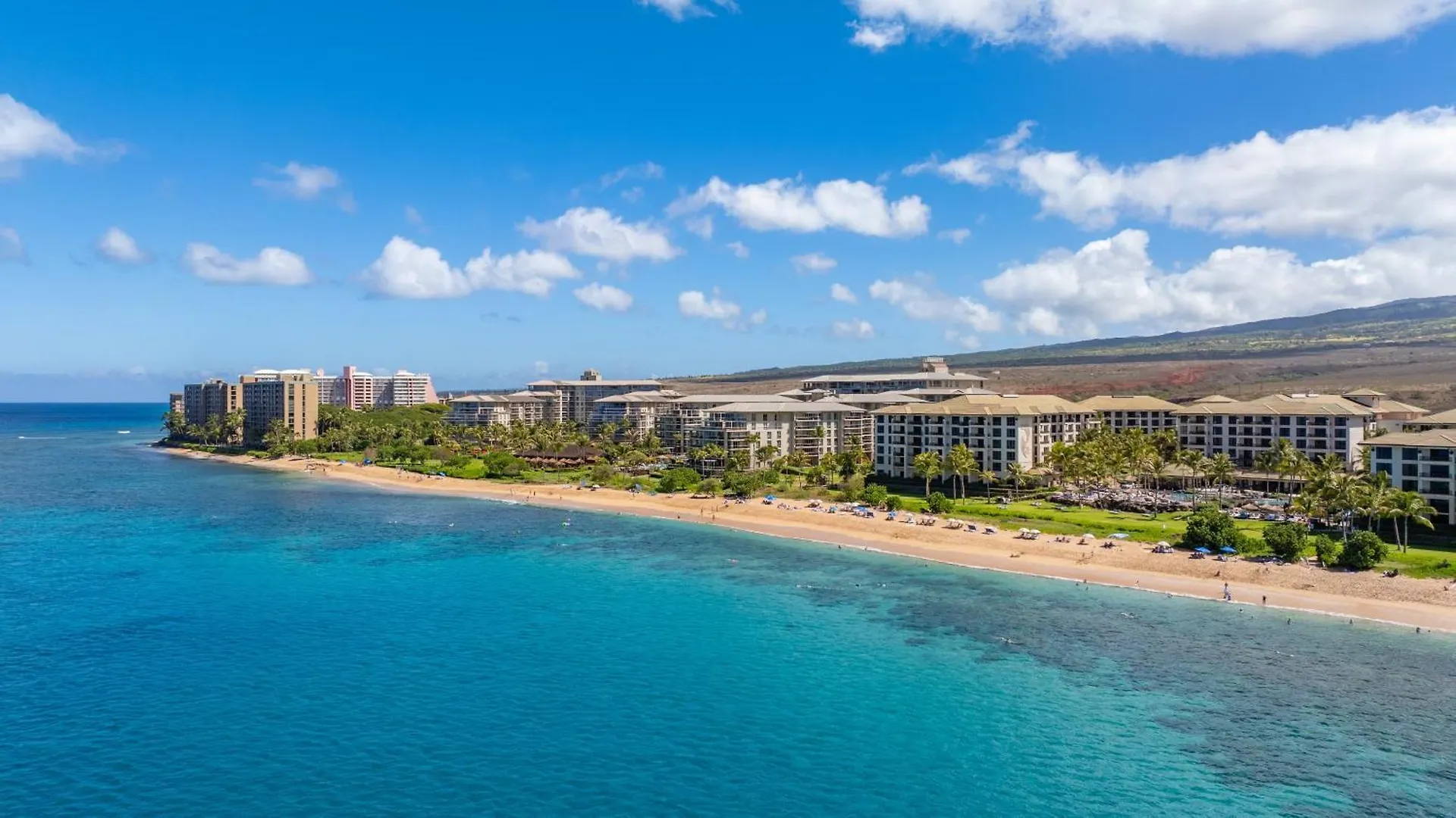 Ninth-Floor Mountain View Suite And Expansive Lanai At Honua Kai Lahaina