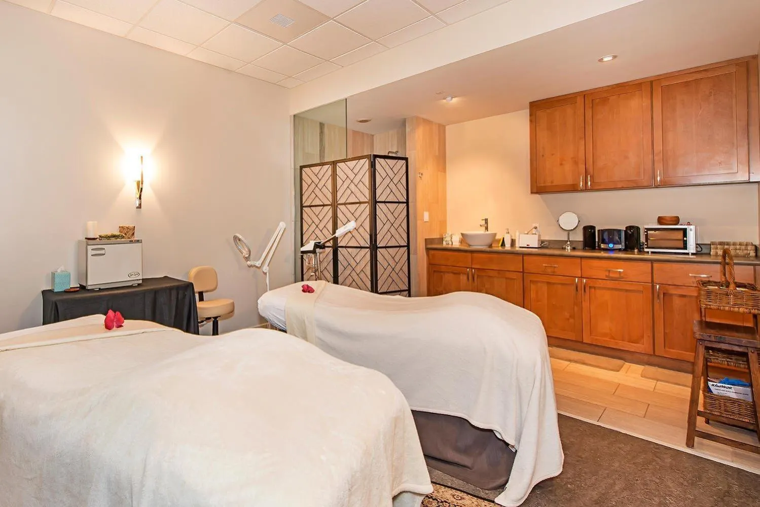 Ninth-Floor Mountain View Suite And Expansive Lanai At Honua Kai Lahaina