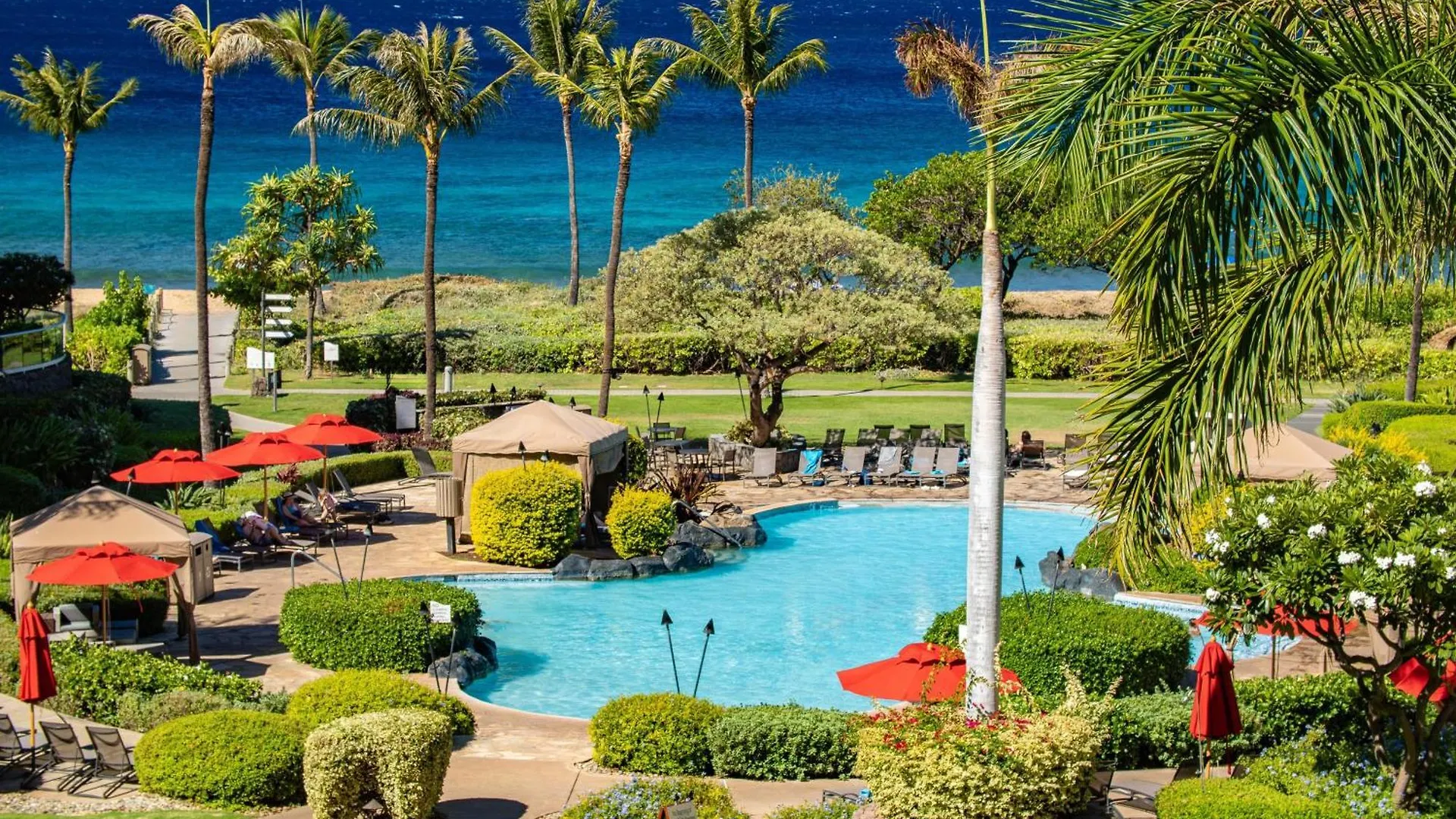Ninth-Floor Mountain View Suite And Expansive Lanai At Honua Kai Lahaina