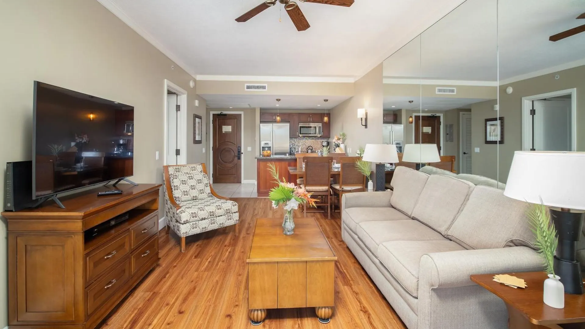 Ninth-Floor Mountain View Suite And Expansive Lanai At Honua Kai Lahaina