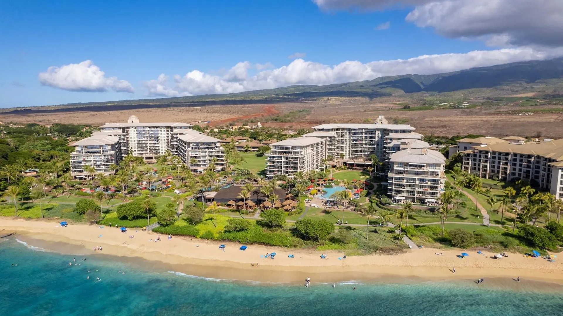 Ninth-Floor Mountain View Suite And Expansive Lanai At Honua Kai Lahaina